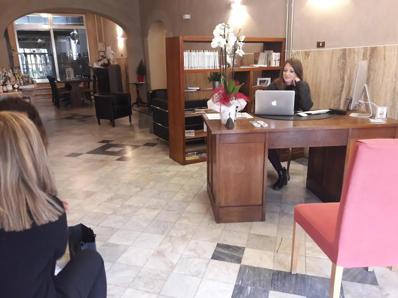 Art Hotel פיאטרה סנטה